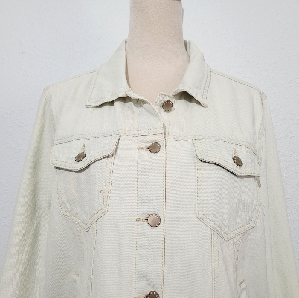 Forever 21+ Acid Wash Denim Jacket Women Plus Size 0X White 100% Cotton Trucker - Picture 3 of 12